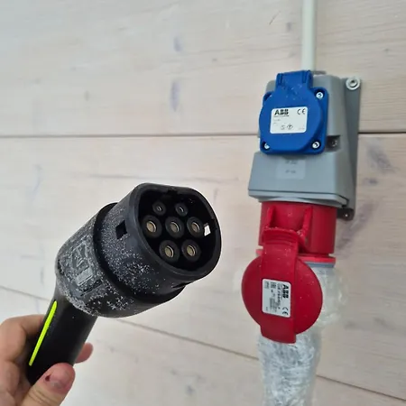 Hirsi Koulun Jumppasalin Yksioe Kankaanpää